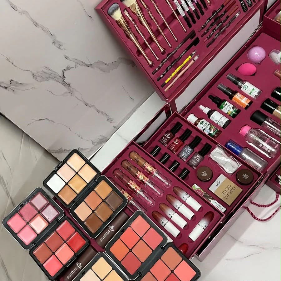 Makeup Kit